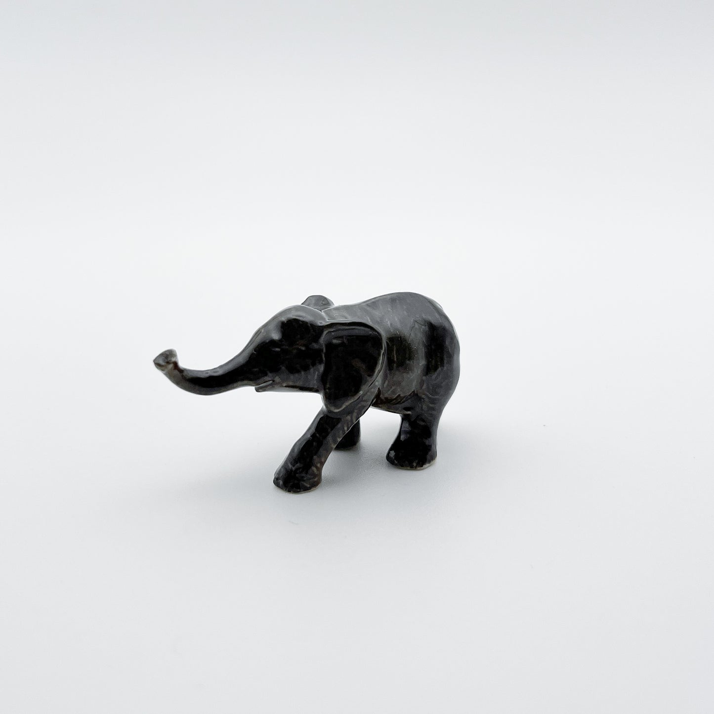 Tiny Elepahnt