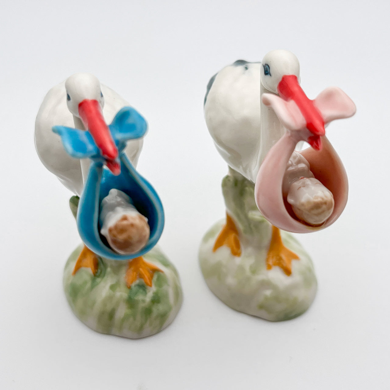 Cherished Deliveries | White Stork Figurine with Newborn Pouch