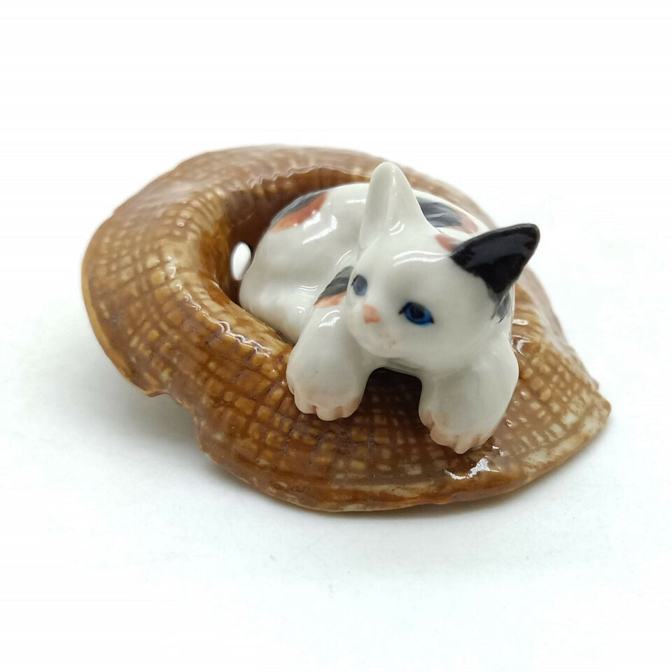 Kitten Cat Tri Color on Brown Hat