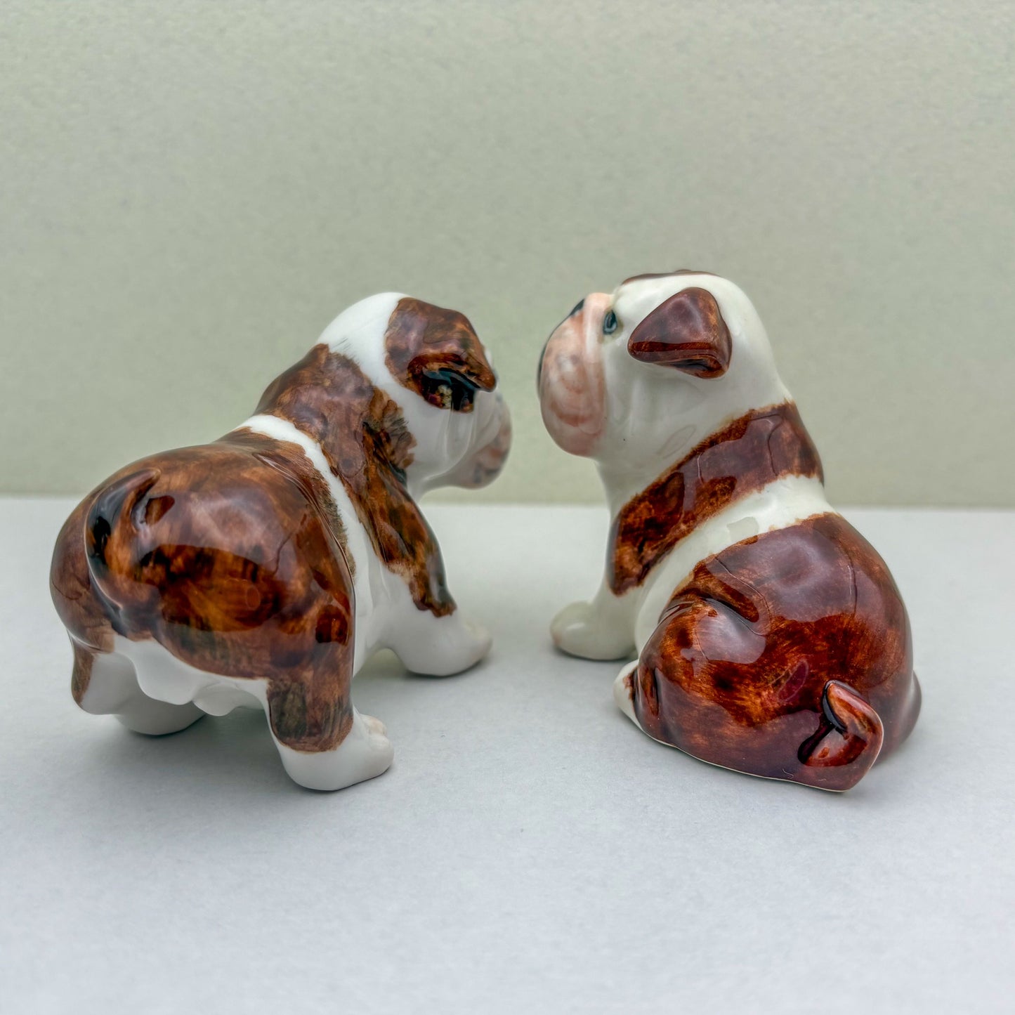 2 Bulldog Dogs