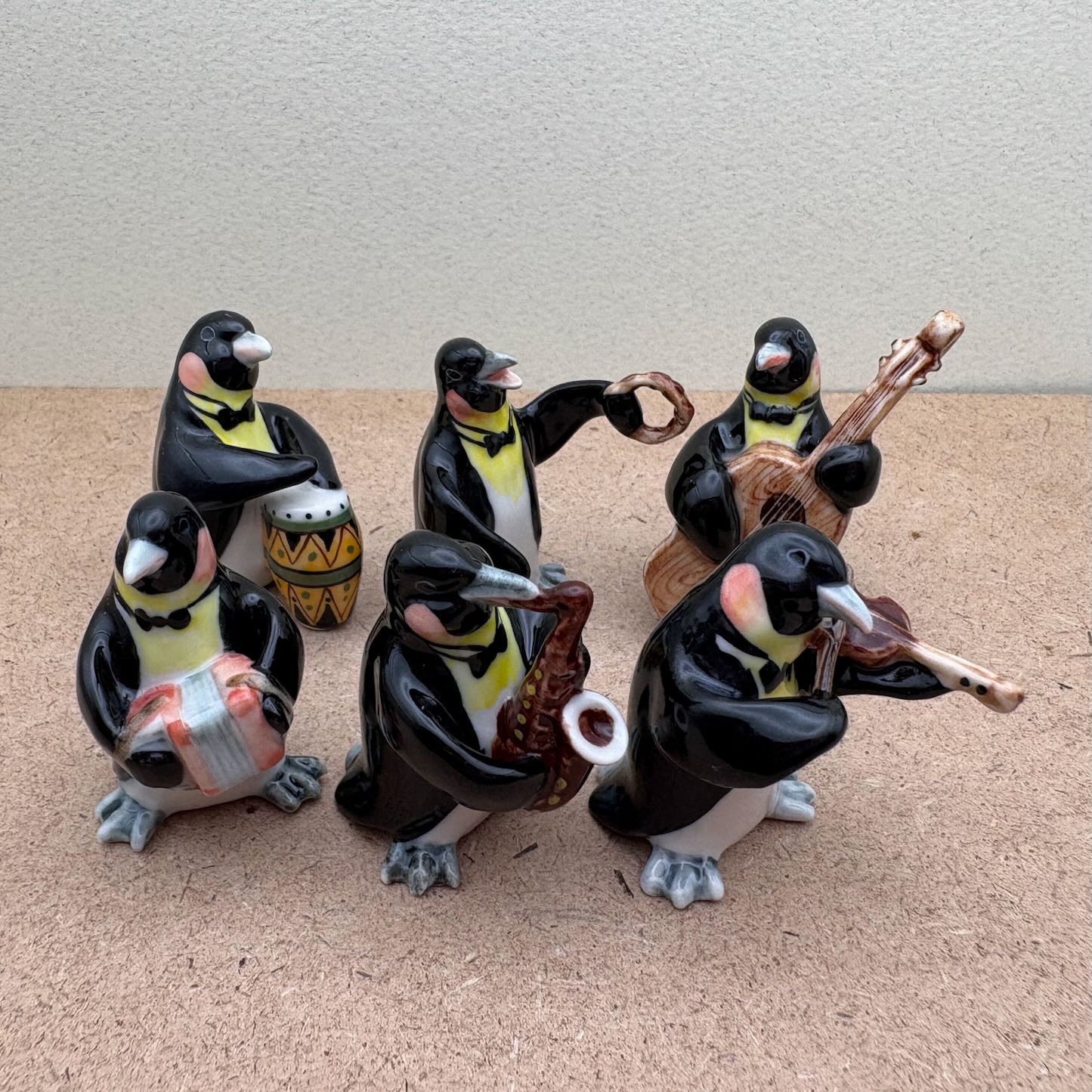 Penguin Musical Band
