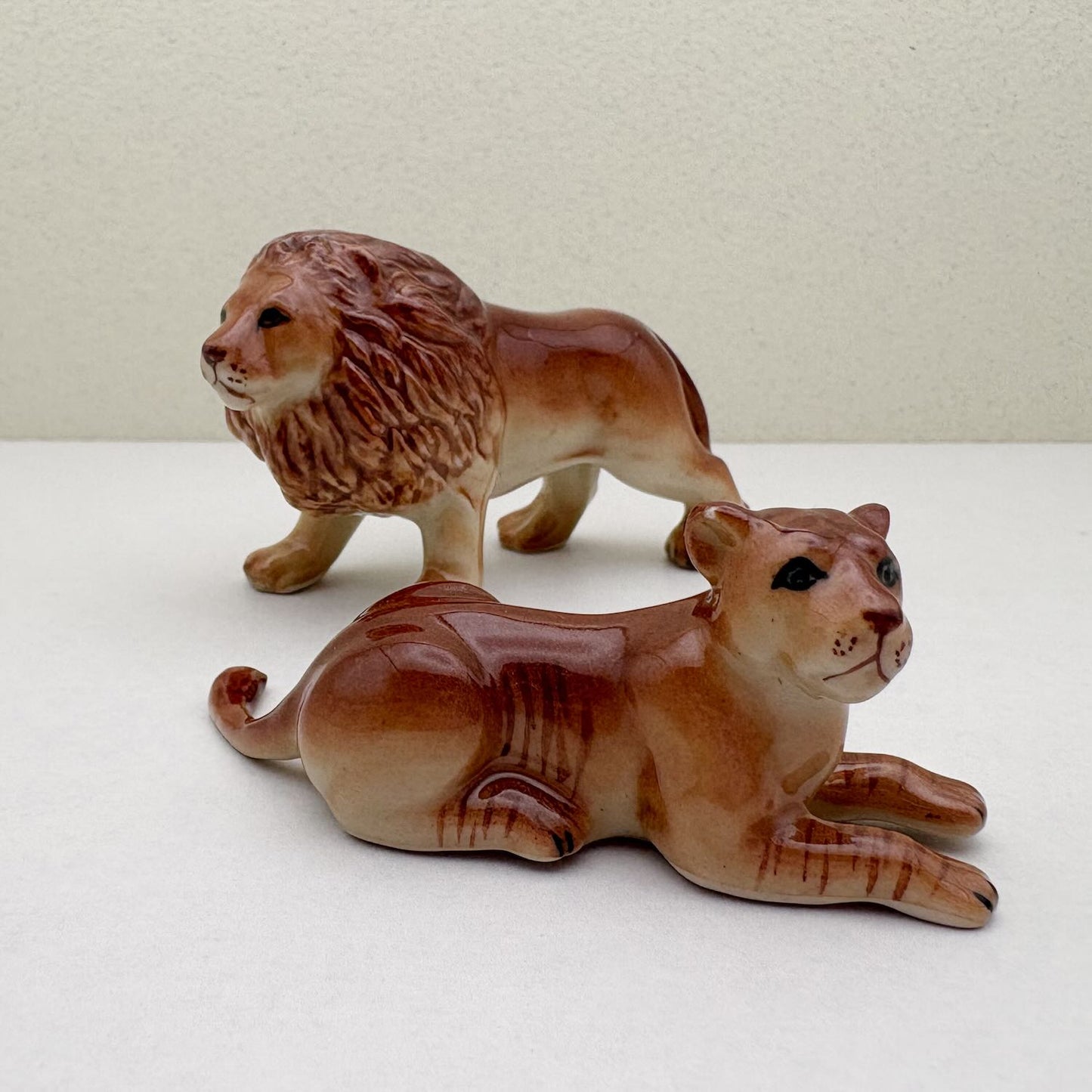 Regal Lion & Lioness Set