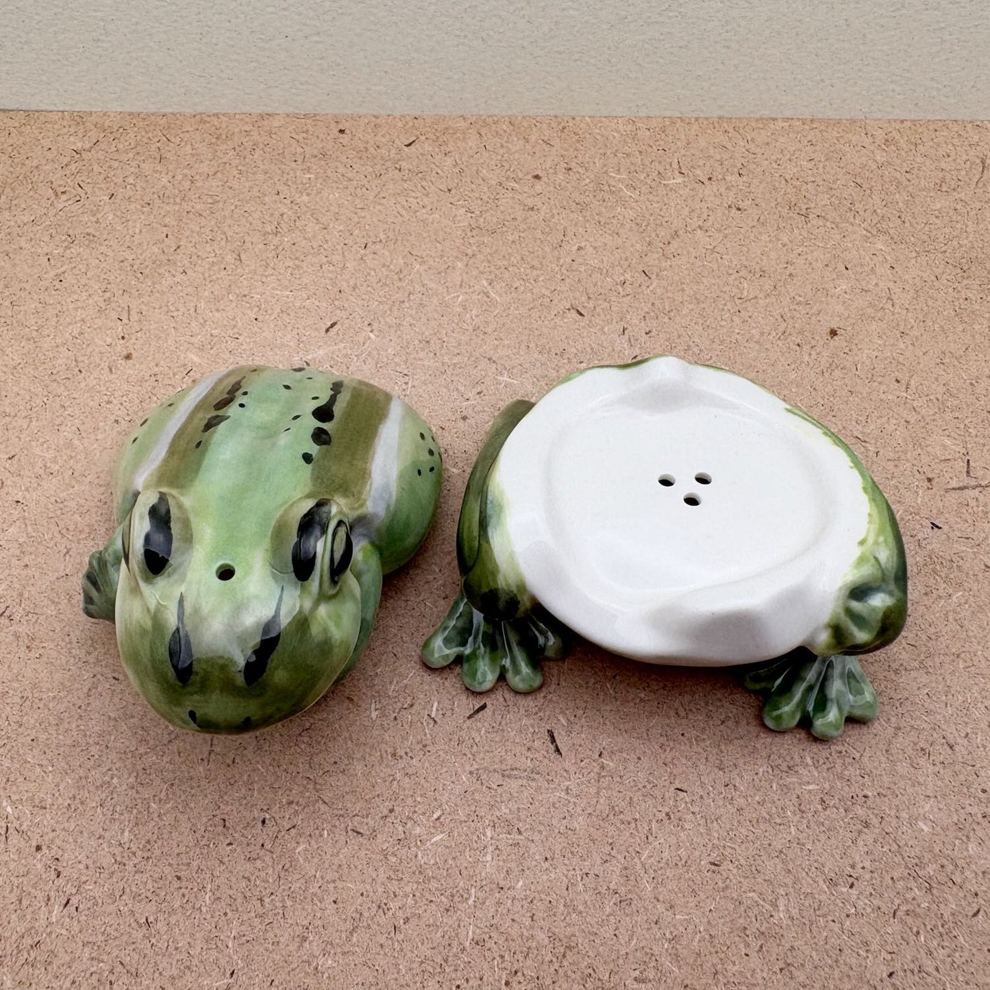 Frog Salt & Pepper Shaker Set