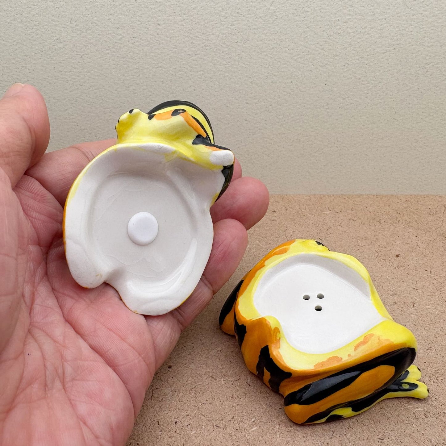 Frog Salt & Pepper Shaker Set
