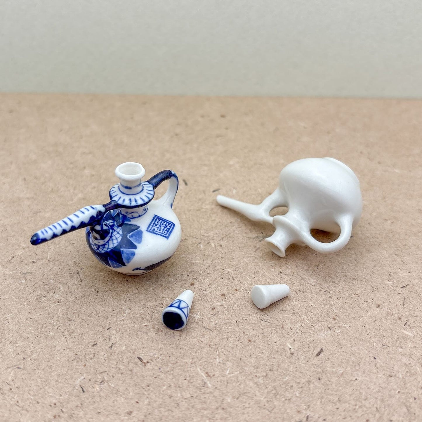Double-Handled Spout Teapot