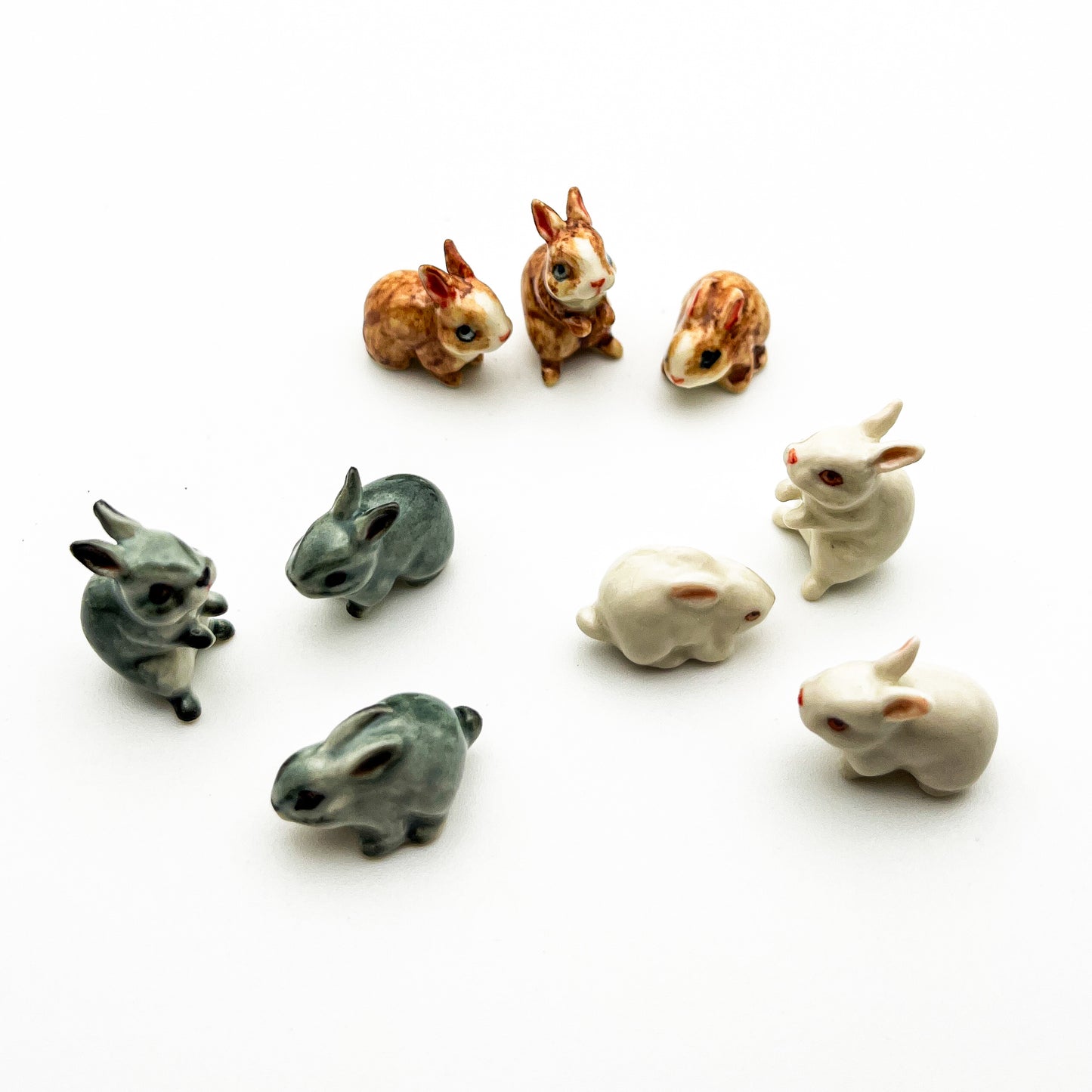 3 Tiny Rabbits
