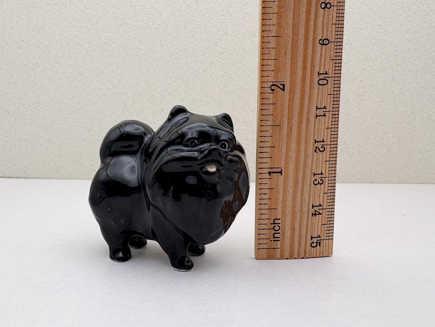 Adorable Ceramic Pomeranian Figurine Set – 3 Black Dog Sculptures for Animal Lovers, Collectors, and Elegant Home Decorations