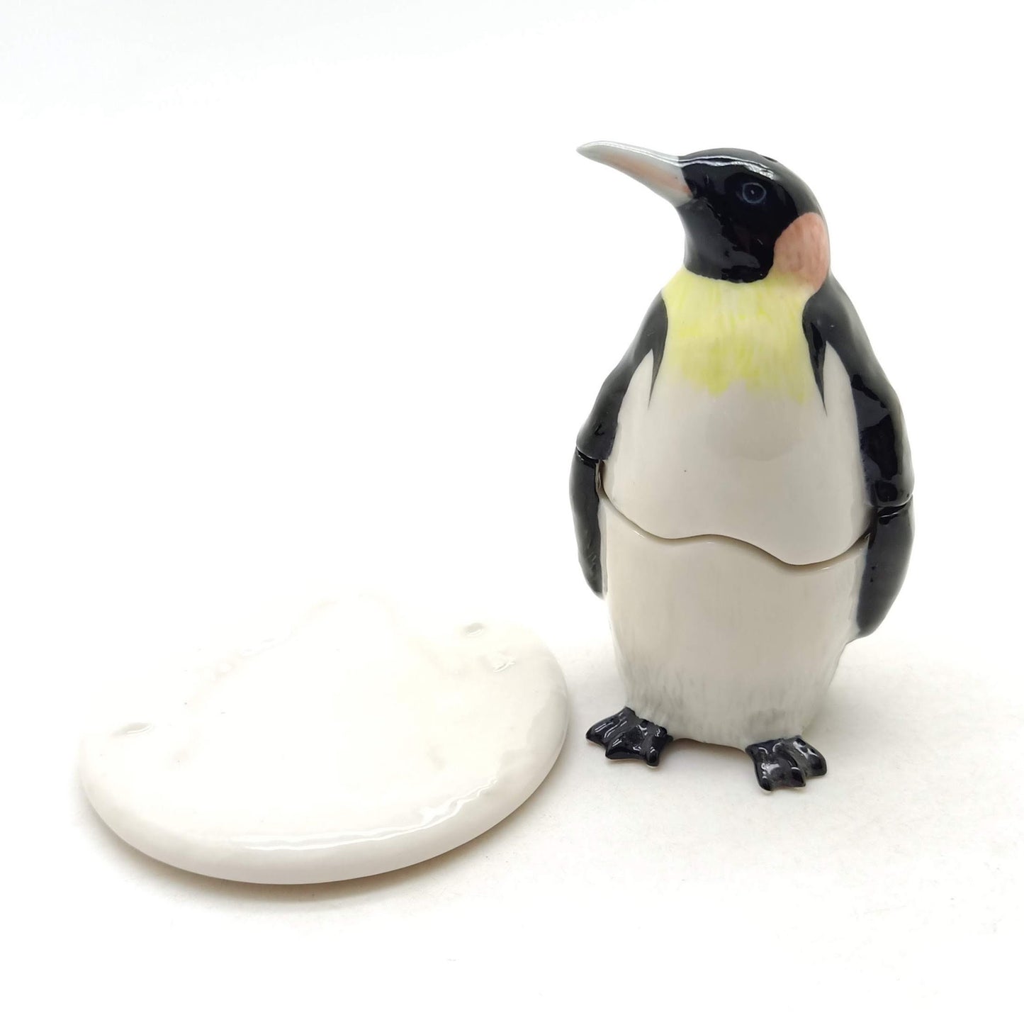 Penguin Figurine Kitchen Ceramic Salt & Pepper Shakers with Tray