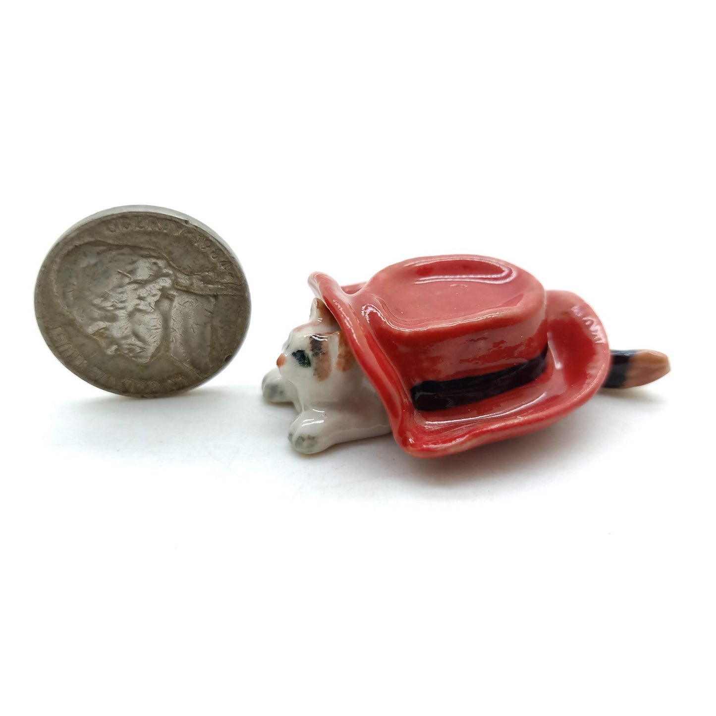 Set of 2 Kitten Cats in hat Ceramic Figurine Miniature Statue