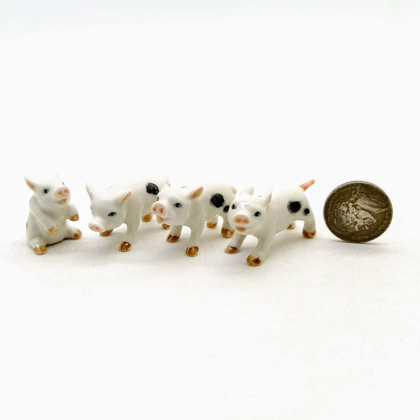 5 Pig Family Ceramic Figurines Statue