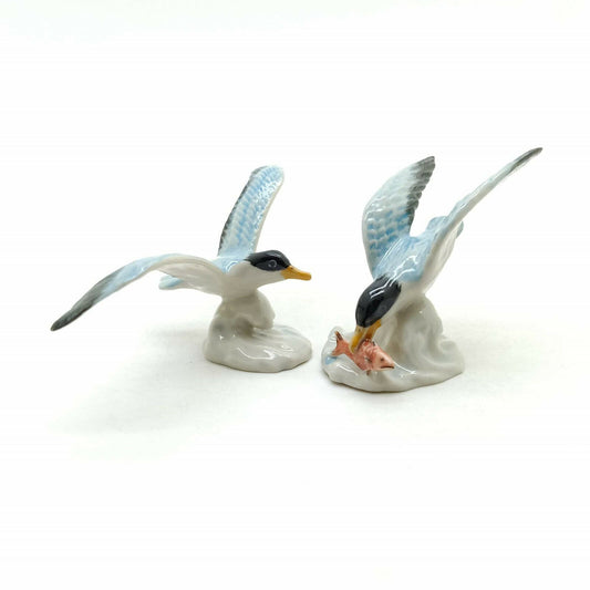 2 Seagull Bird Ceramic Figurines Statue