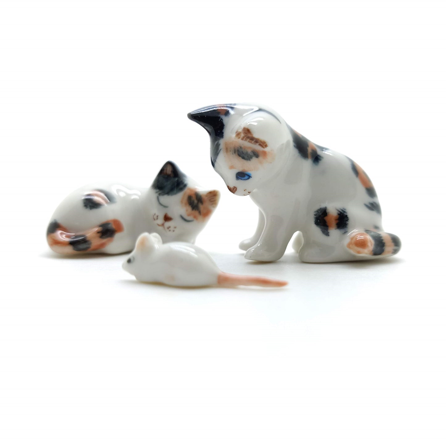 2 Calico Black and Orange on White Fur Cats with White Rat