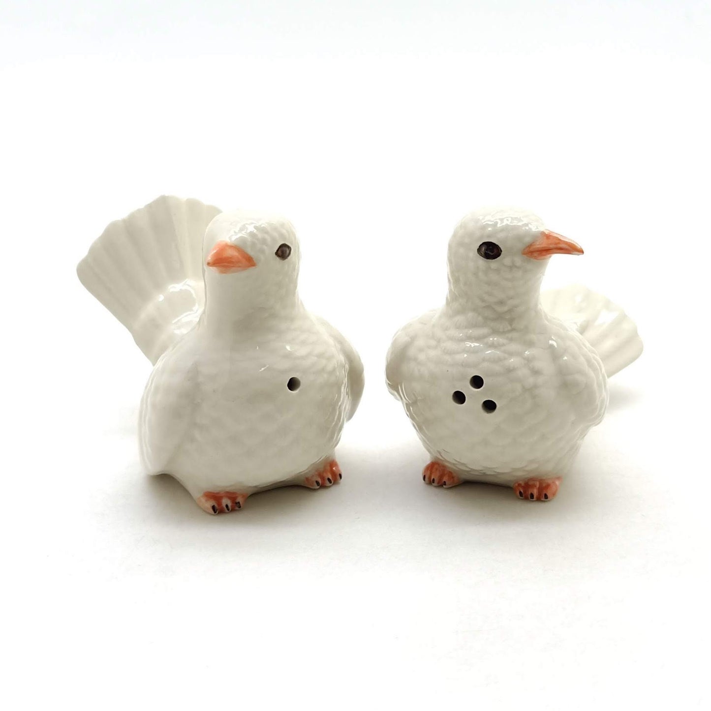 2 Pigeon Bird Figurines Ceramic Salt & Pepper Shakers