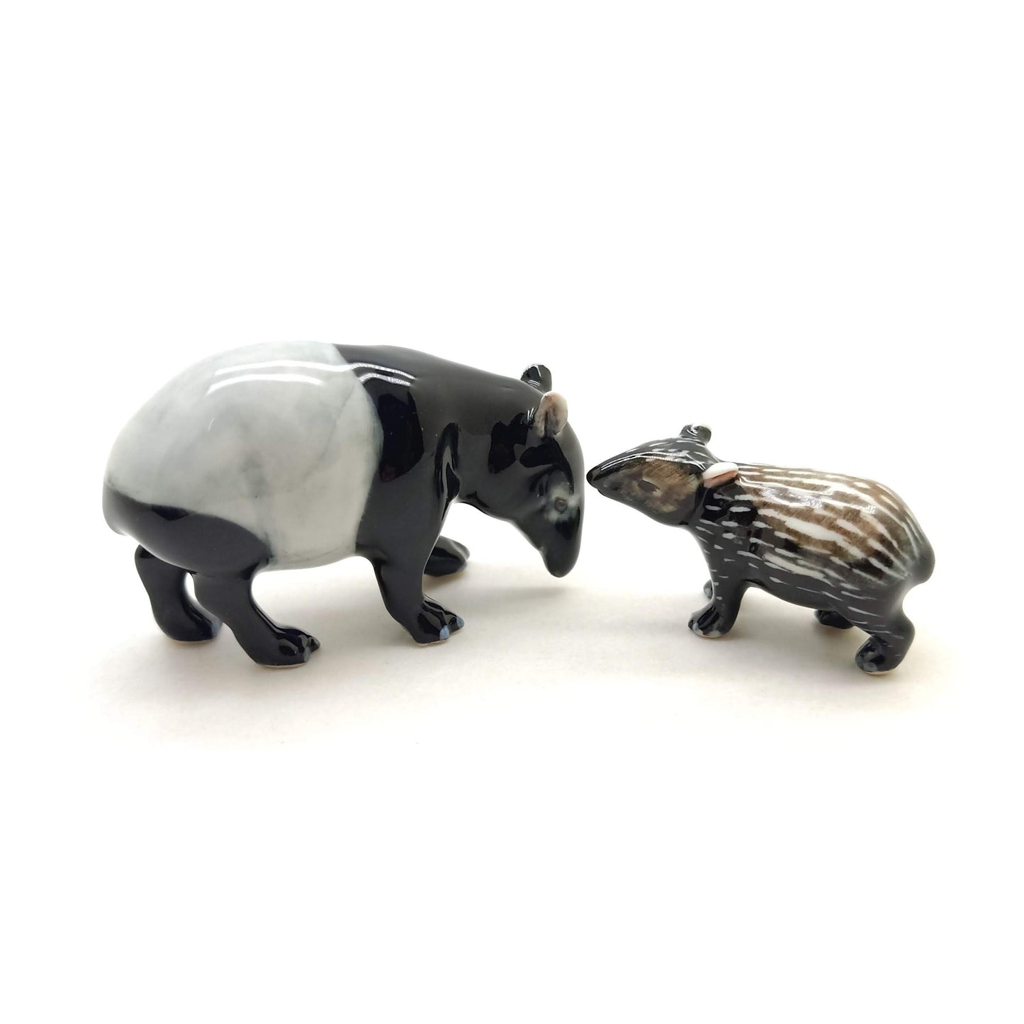2 Malayan Tapirs