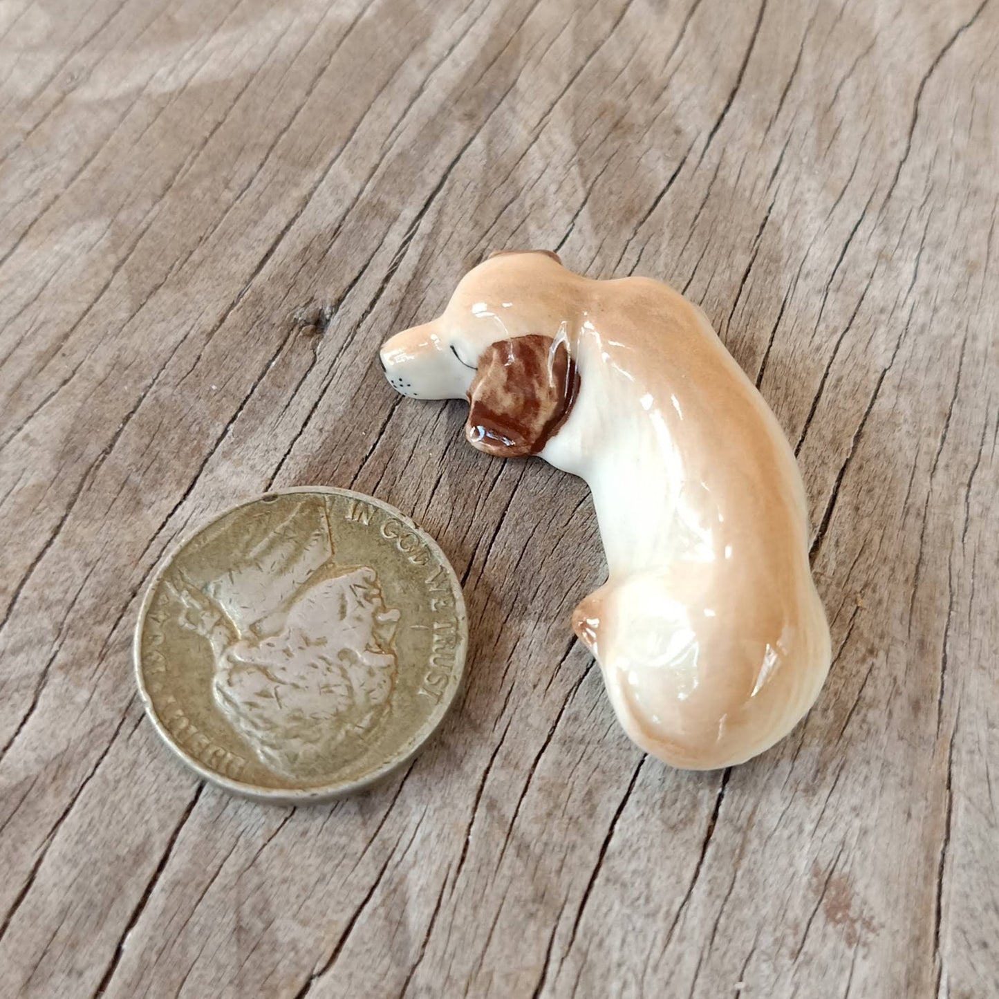 Golden Retriever Dog Sleep in Basket Ceramic Figurine Miniature Statue