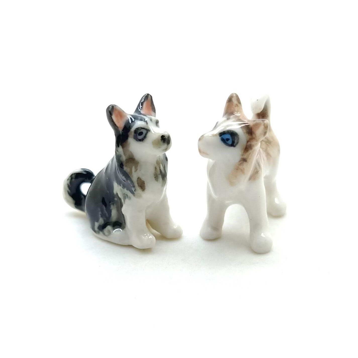 Set 2 Tiny Siberian Husky Alaskan Malamute Dog Ceramic Figurine Miniature