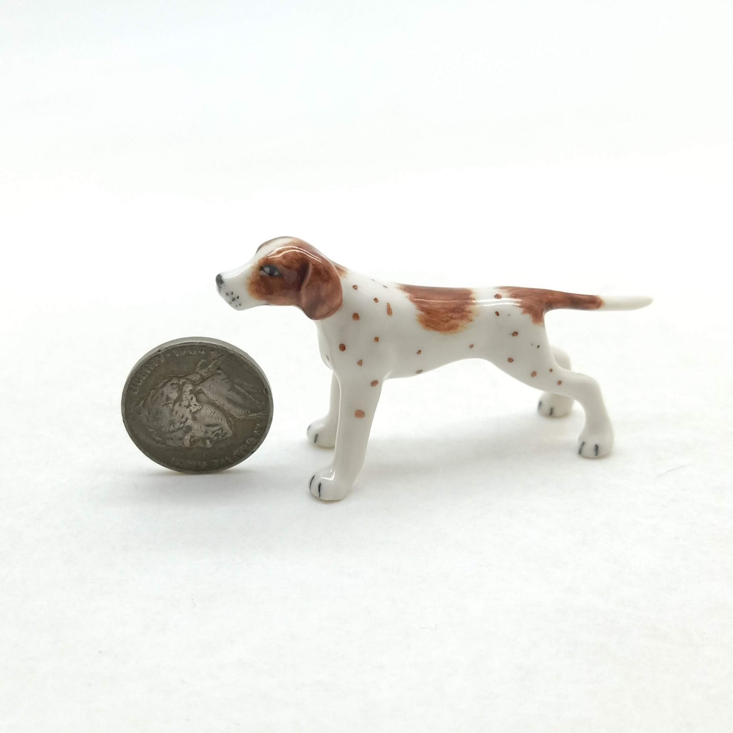 Set of 2 English Pointer Dog Ceramic Figurine Animal Miniature Statue