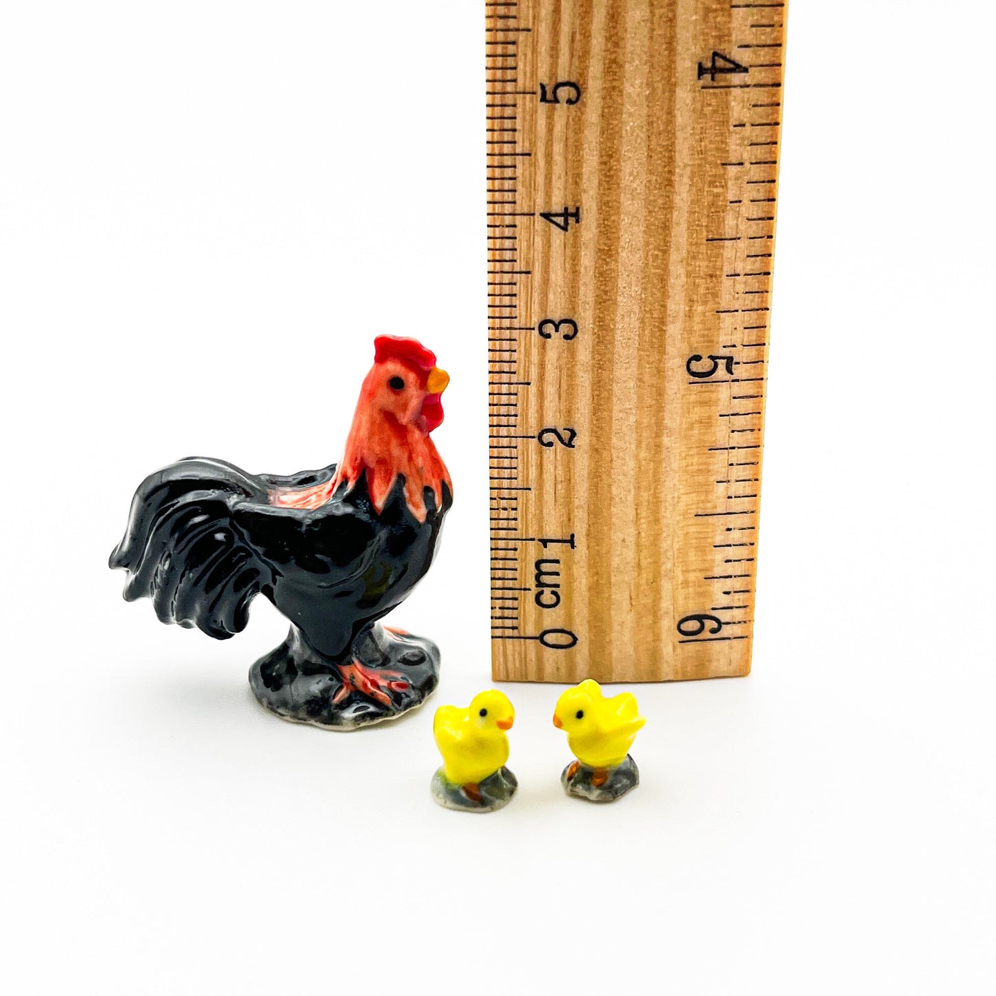 Charming Countryside Ceramic Chicken Family Figurines - Hand-Painted Barnyard Collectibles, Gift for Farm Animal Figurines Collectors