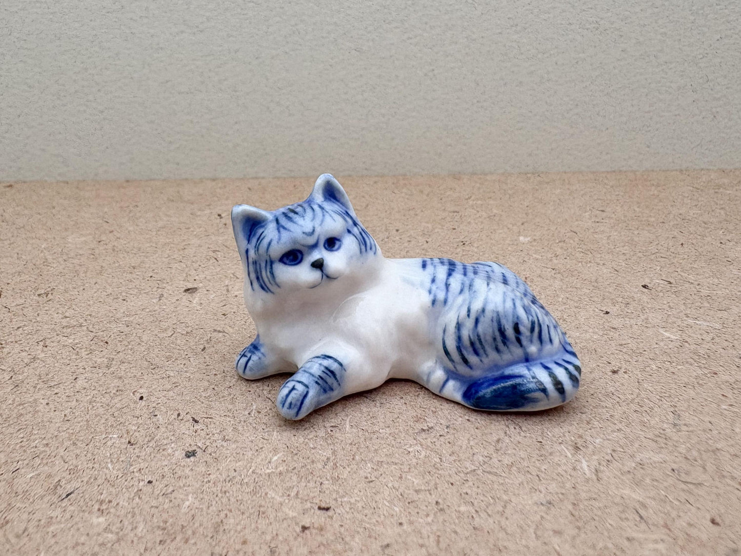 Handcrafted Blue & White Porcelain Cat Figurine: Collectible Ceramic Kitty
