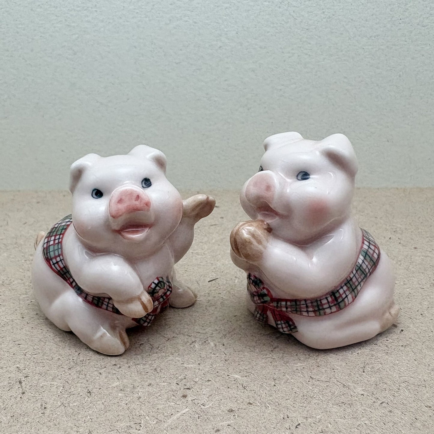 The Tartan Piglet Duo