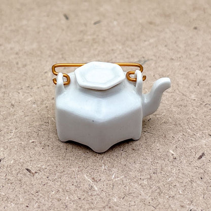 Hexagonal Shape Teapot