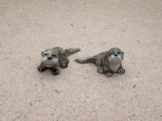 2 Otters