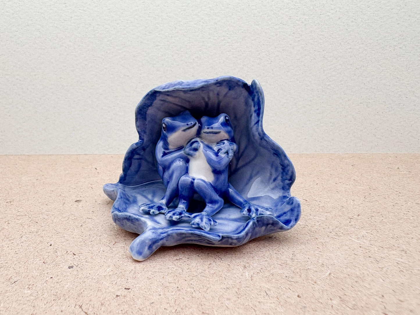 Blue Frog Couple