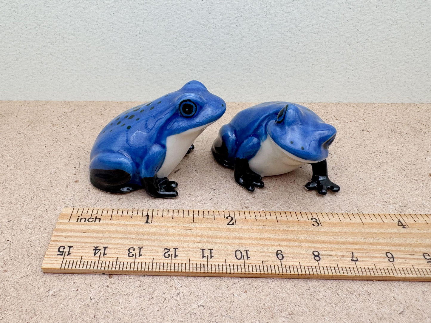 2 Blue Frogs