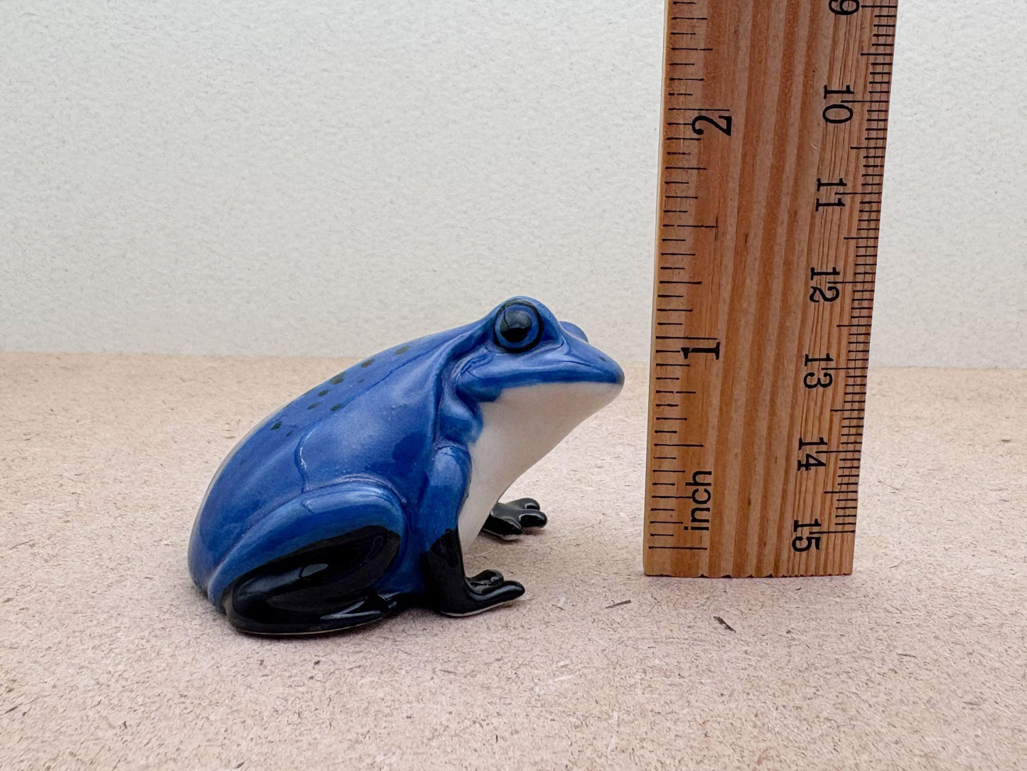 2 Blue Frogs