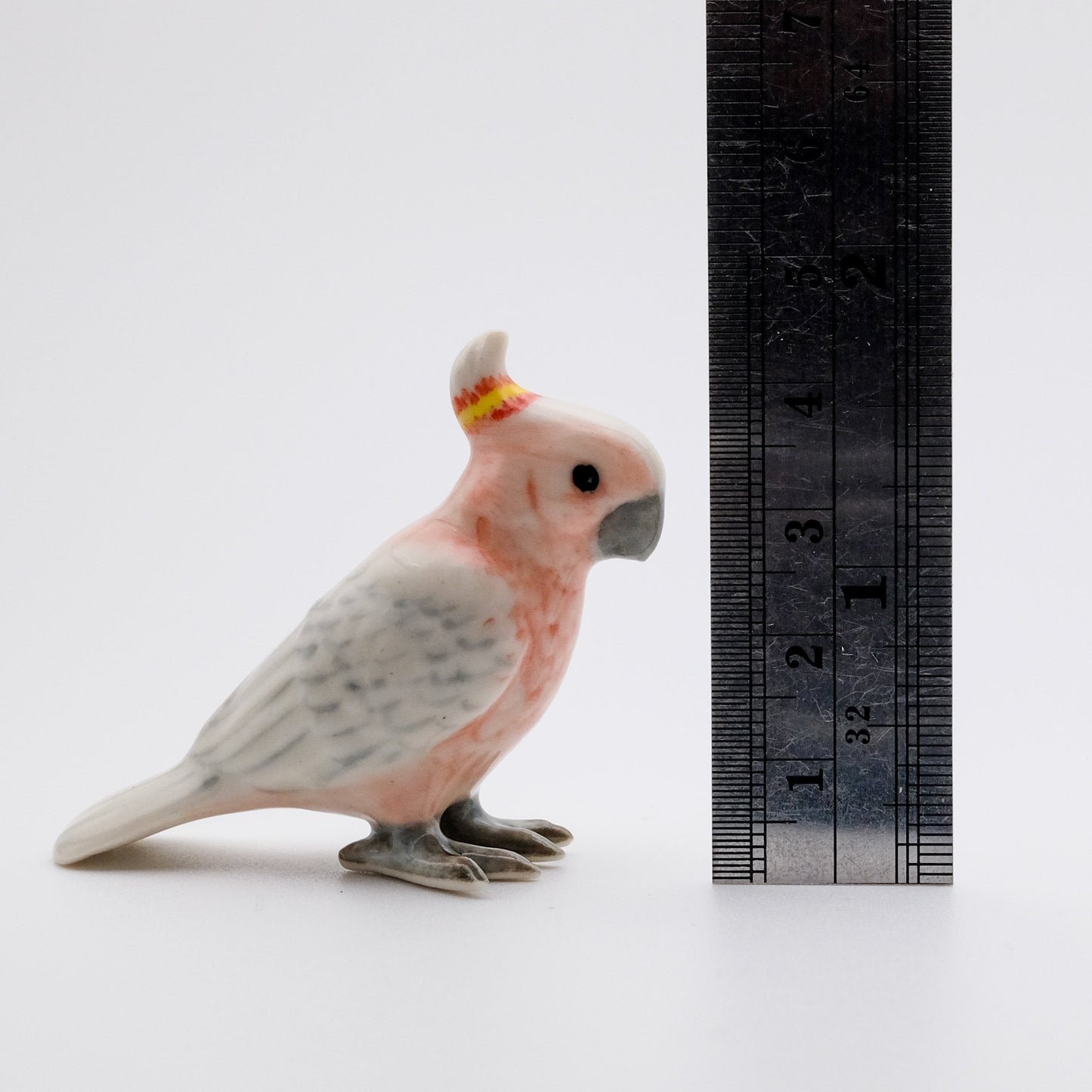 Galah Rose-Breasted Cockatoo, White Sulphur-Crested Cockatoo, Rainbow Lorikeet, Parrot Ceramic Bird Figurines Statue