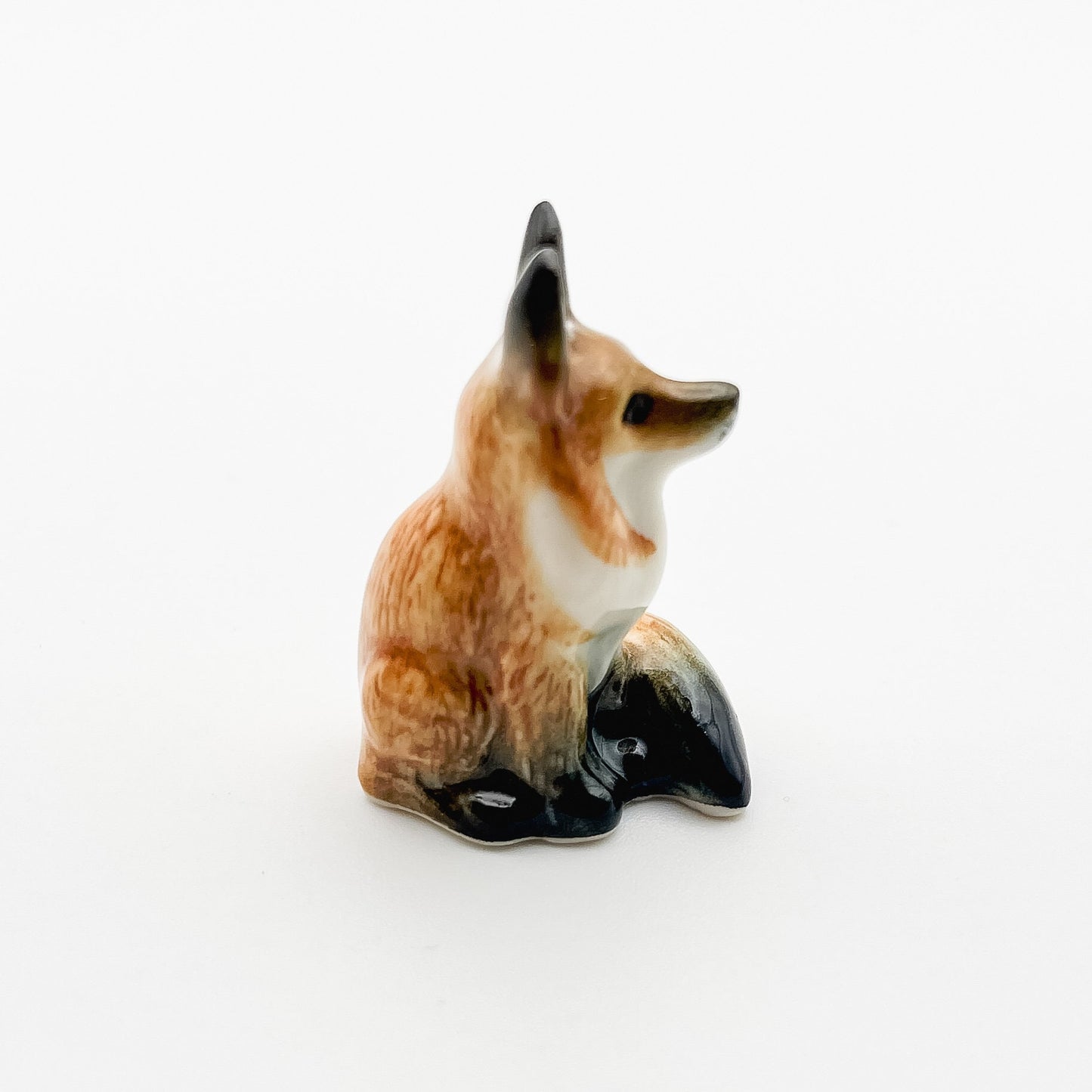 Handcrafted Porcelain Brown Fox Figurine – Enchanting Woodland Decor, Gift for Wild Animal Figurine Collectors