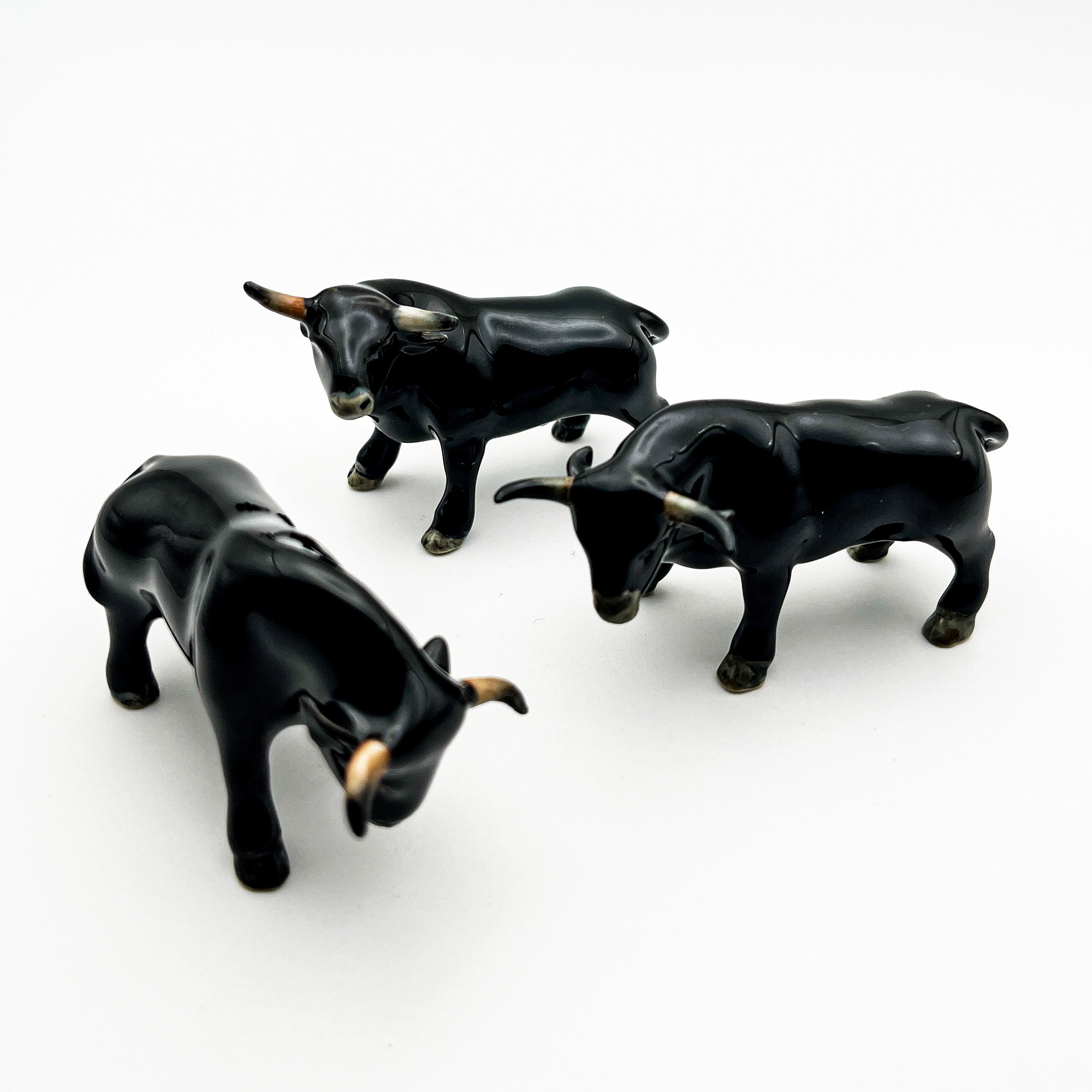 Spanish Fighting Bull Figurines – MarkSister